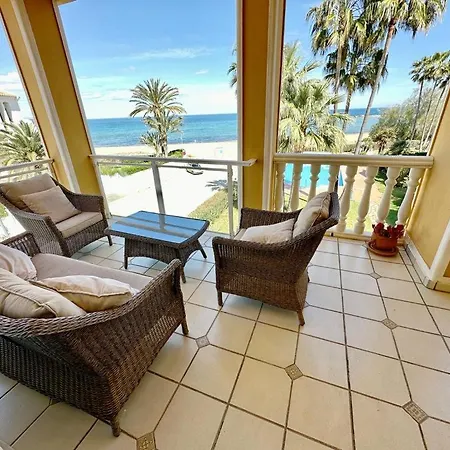 Coral 63 By Homeprive Apartment Denia