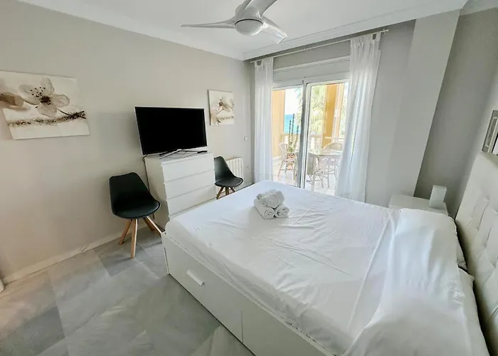 Coral 63 By Homeprive Apartman